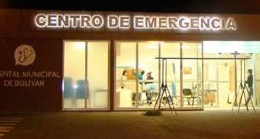 Sería inminente el traslado de la mujer que fue atacada por su expareja en la noche de este lunes