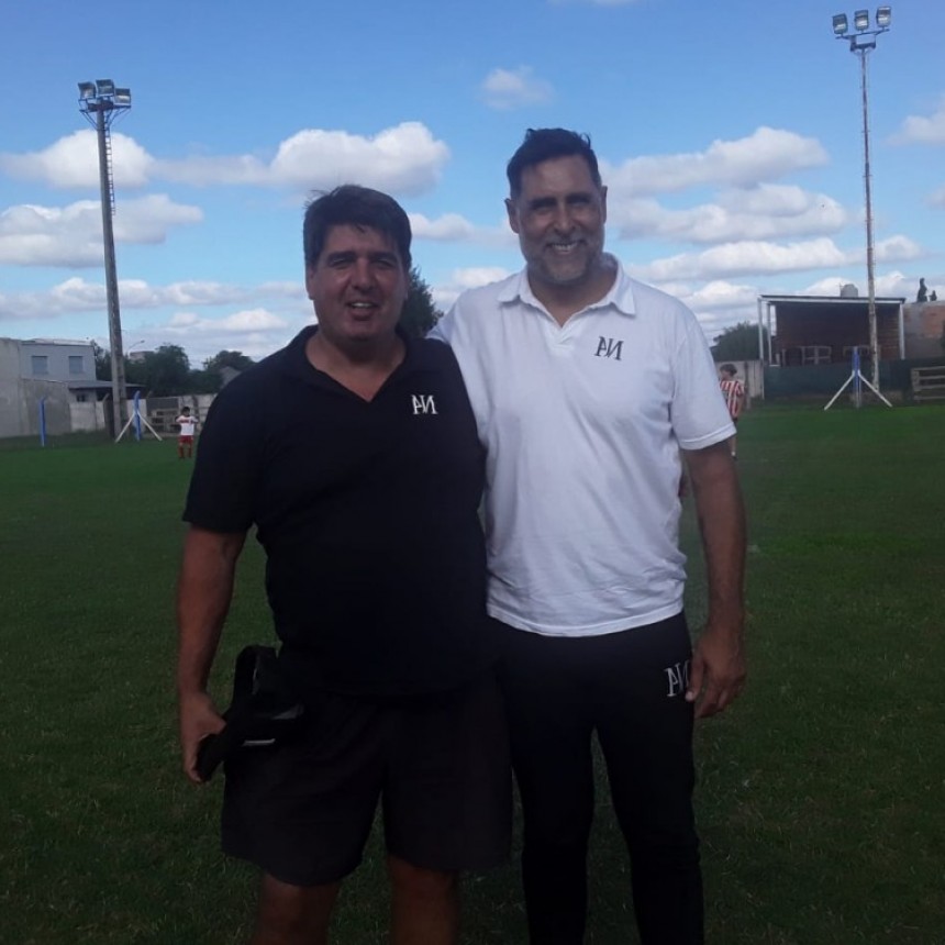 Hernán Mendías: “En estas pruebas se buscan a chicos que puedan resolver situaciones rápidas dentro de la cancha”