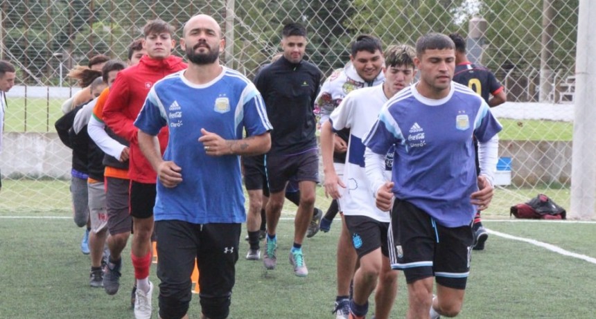 La Federación Argentina de Deportes para Personas con Discapacidad Mental realizó pruebas deportivas en Bolívar, en FM 10 hablamos con María Luján Boucíguez