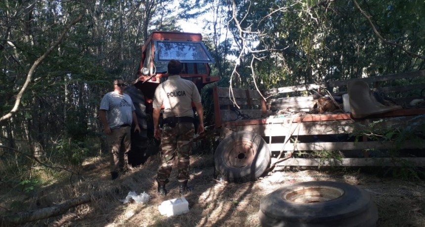 El tractor Deutz, el carro y algunas herramientas que habían sido sustraídas de un campo de Ordoqui, fueron hallados inmediaciones a la localidad de Unzué, partido de Bolívar