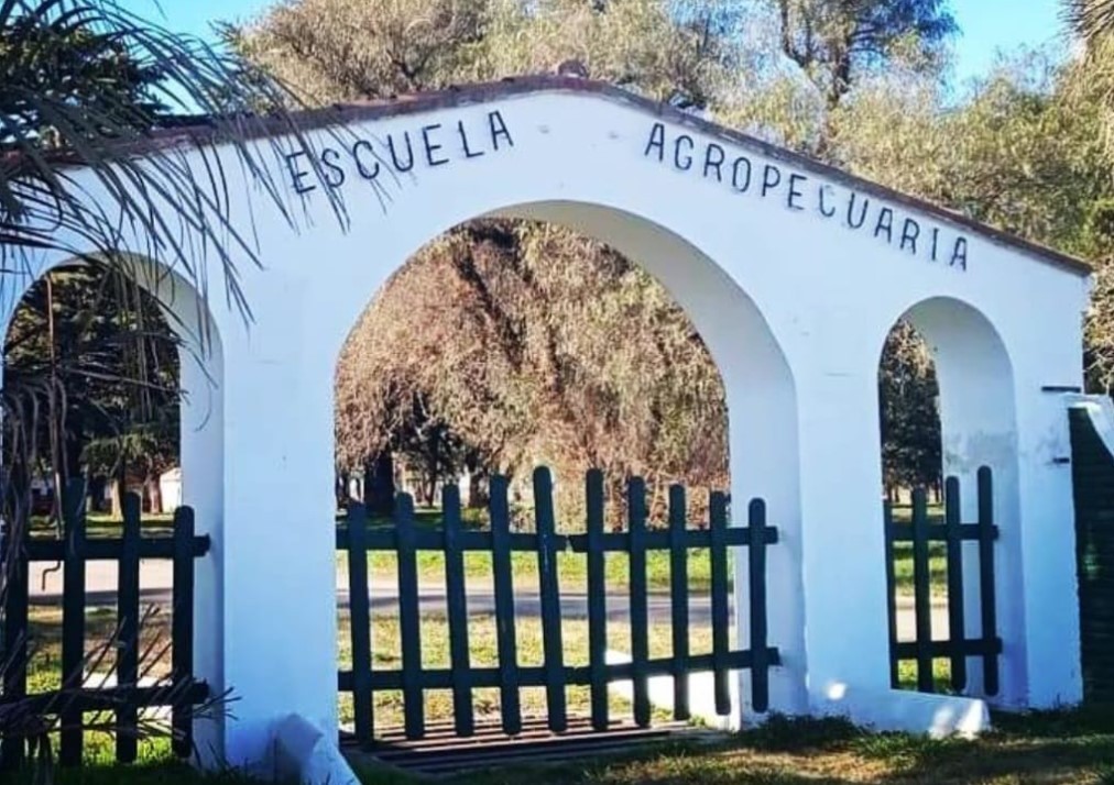 La Escuela de Educaci&oacute;n Agraria Tomas Amadeo de Bol&iacute;var, suspende su actividad este lunes 9 de marzo, tras el fallecimiento de uno de sus docentes