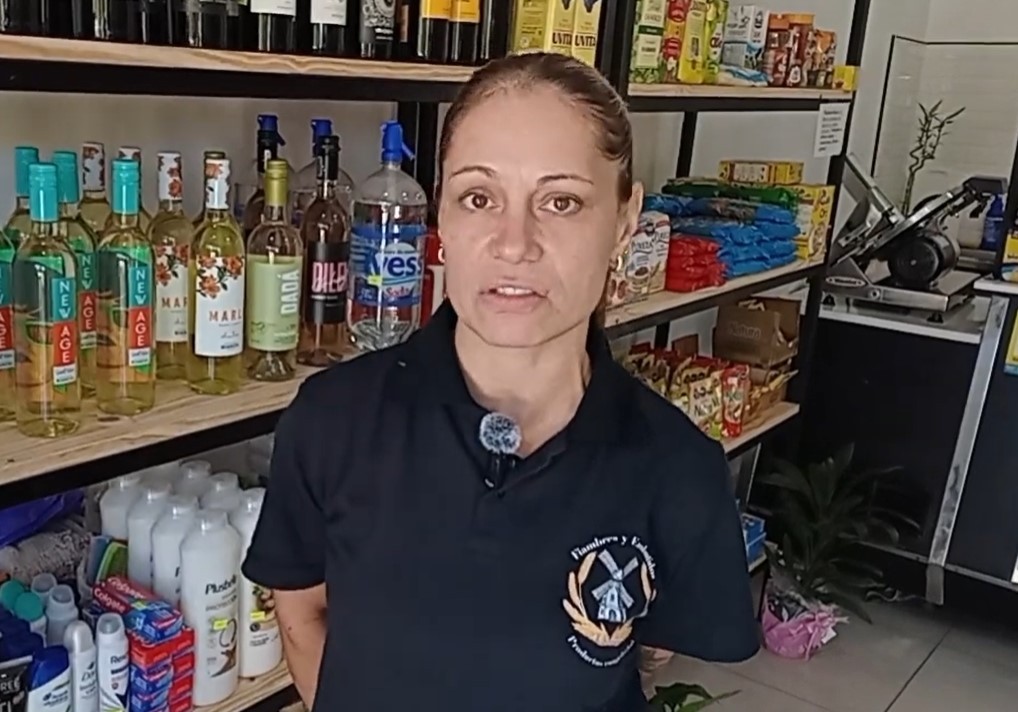 Autoservicio El Molino elabora Huevos de Pascua de diferentes medidas y cargados de sorpresas