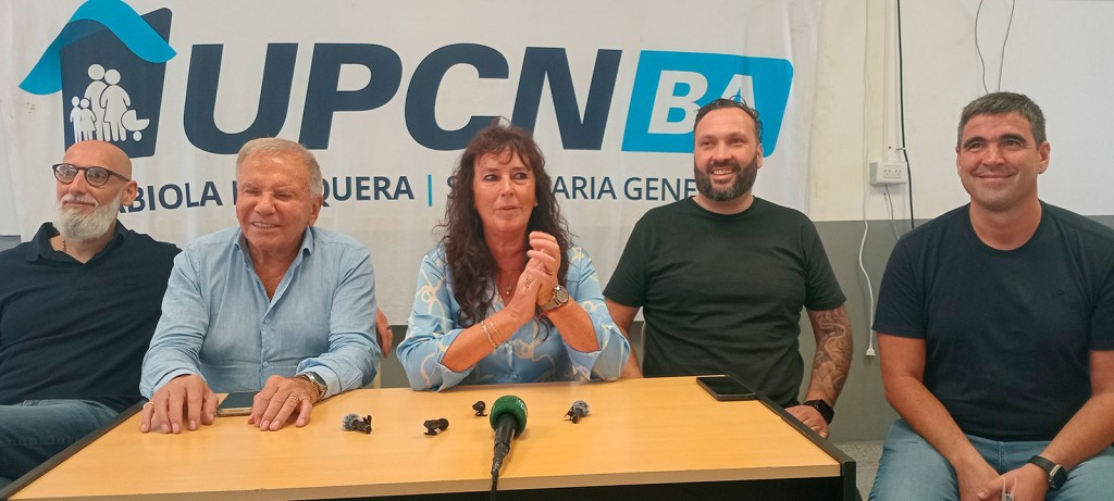 UPCNBA (Uni&oacute;n del Personal Civil de la Naci&oacute;n Buenos Aires): Las autoridades del gremio visitaron Bol&iacute;var para hacer entrega de 4 viviendas del plan "Primero La Casa"