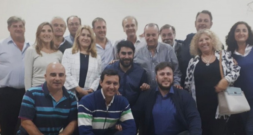 Integrantes de la UCR Bol&iacute;var participaron del encuentro seccional