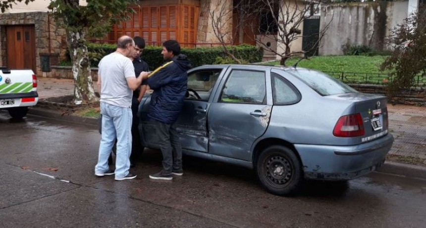 Leve colisi&oacute;n en San Mart&iacute;n y Larrea