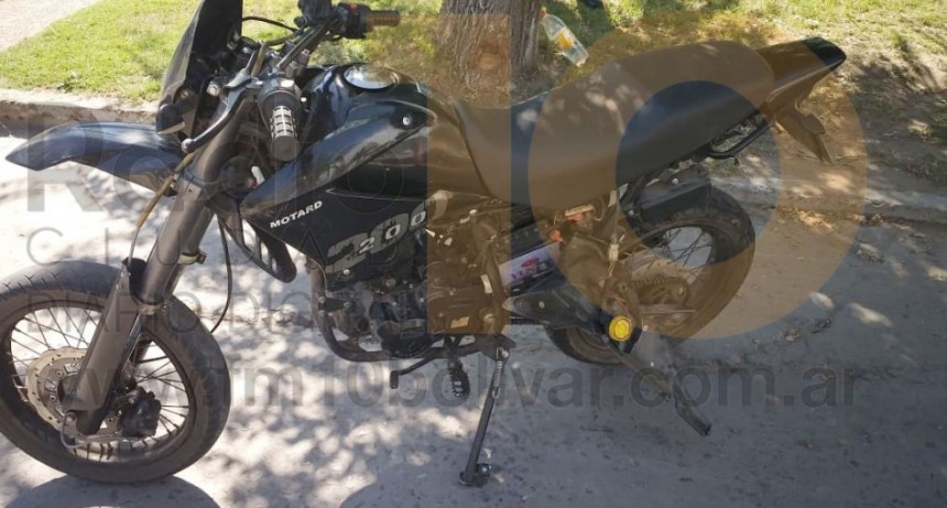 Accidente en 9 de Julio y Zapiola; Un motociclista fue hospitalizado por precauci&oacute;n