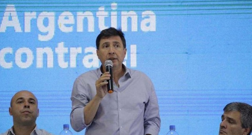 El Ministerio de Desarrollo qued&oacute; dividido y bajo una eventual intervenci&oacute;n tras el esc&aacute;ndalo de los sobreprecios