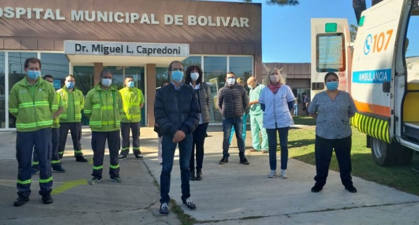 El intendente Marcos Pisano present&oacute; dos nuevas ambulancias con equipamiento de UTI