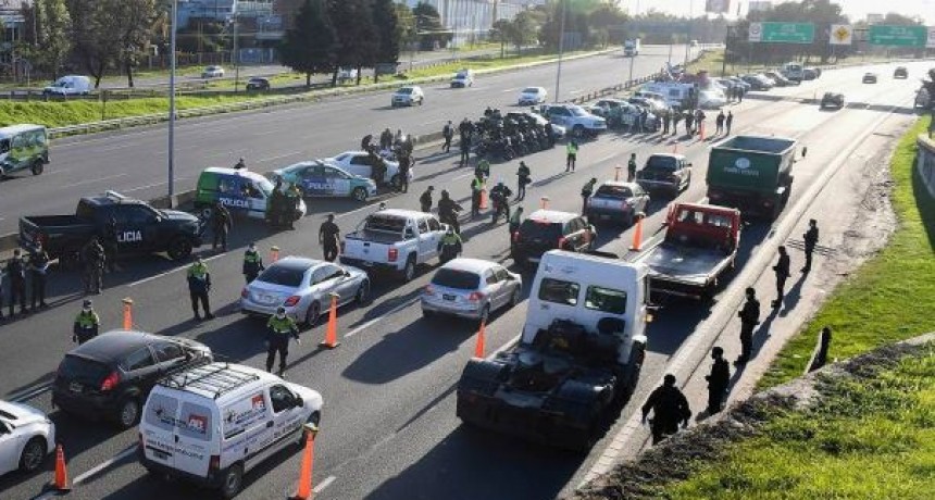 La web de permisos de &lsquo;regresoacasa&rsquo; cerr&oacute; al mediod&iacute;a: Fue alcanzado el cupo establecido