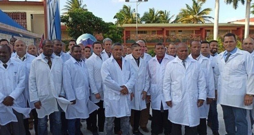 Pablo Zurro solicit&oacute; m&eacute;dicos cubanos para los pueblos de Pehuaj&oacute;