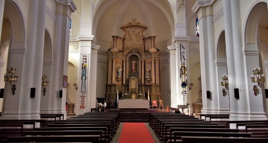 Cómo serán los horarios de Semana Santa en la Parroquia San Carlos Borromeo