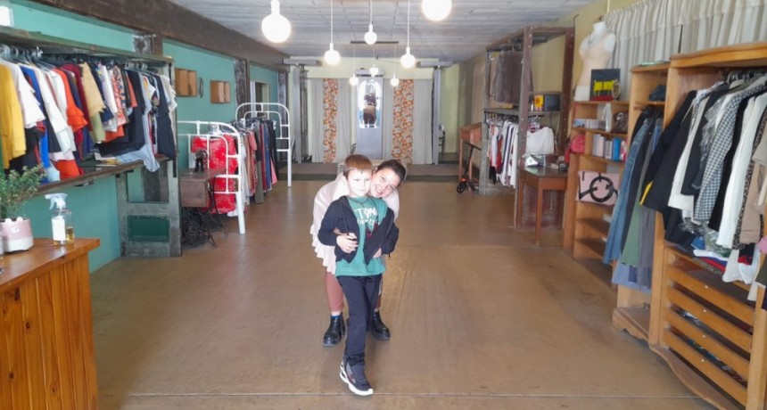 La Mona, de Eloisa Devito, cumplió siete años en Bolívar