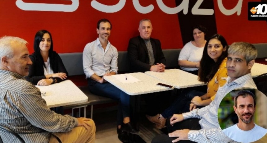 El Intendente de Junín, Pablo Petrecca estuvo en Bolívar, visitó el emprendimiento comercial La Perla y habló con FM 10