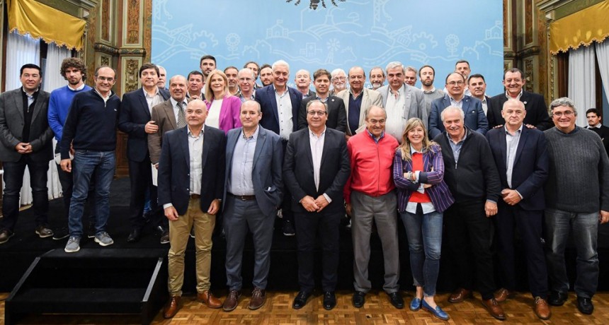 30 distritos adhirieron al programa “Municipios a la Obra” y Bolívar fue uno de ellos