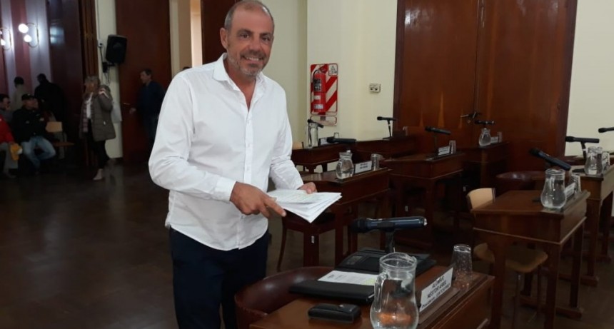 Ariel Alomar solicito la adhesión del Municipio a la Ley Provincial 13.656 de Régimen de Promocion Industrial.