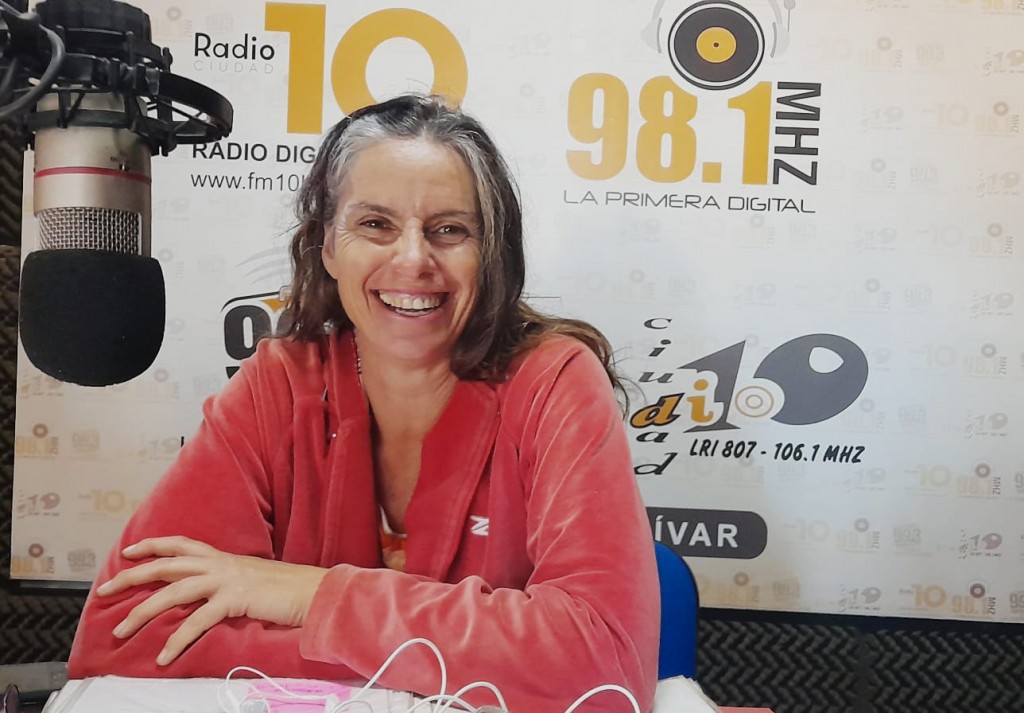 Margarita Fioritti, una Ingeniera Agrónoma que decidió cambiar el dolor por la sonrisa y hoy es Titiritera y vive de manera itinerante