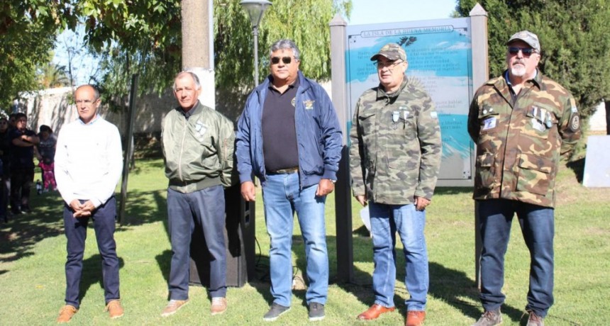 A 43 años de la gesta de Malvinas, el Municipio rindió homenaje a Veteranos y Caídos (el acto completo en audio) 