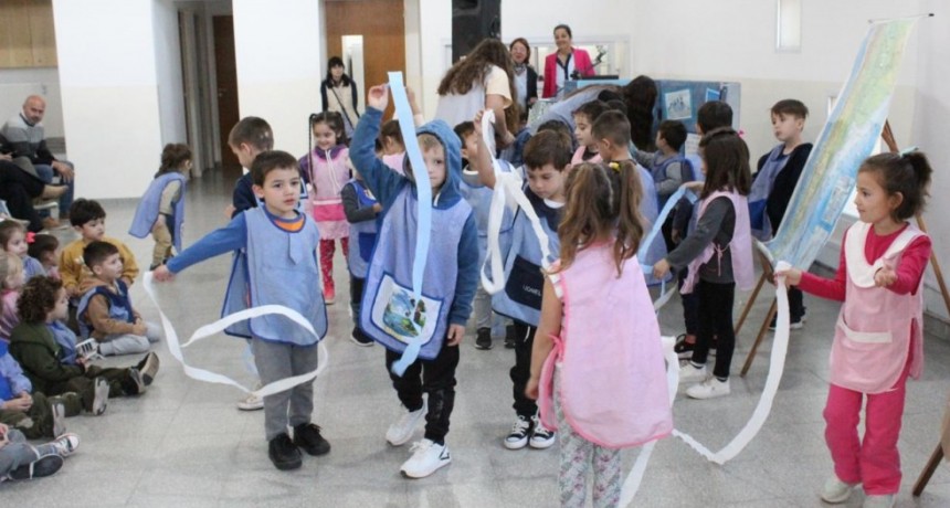 Acto conmemorativo en la Escuela Especial nº502 y el Jardín de Infantes nº905, por el día del Veterano y los Caídos en Malvinas