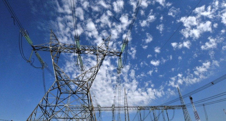 Distribuidoras eléctricas piden a Kicillof ajustar tarifas para regularizar deudas con Cammesa