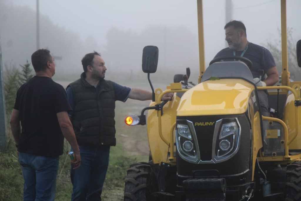 Se realiz&oacute; un intenso operativo de limpieza en barrio Villa Diamante, este jueves feriado
