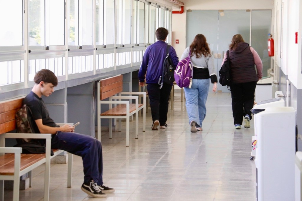 El Centro Regional Universitario consolida su propuesta educativa y de formaci&oacute;n profesional en Bol&iacute;var