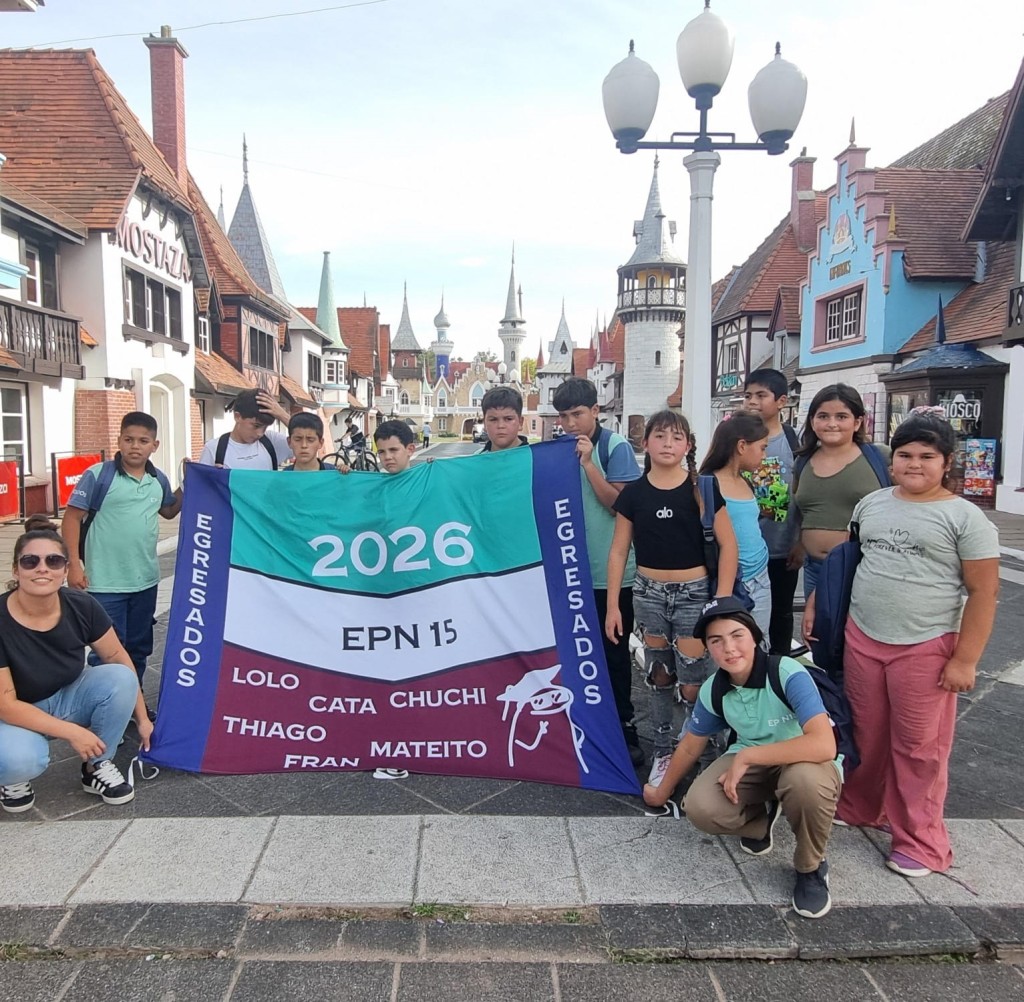 Alumnos estudiantes de Hale, vivieron una jornada educativa en la ciudad de La Plata