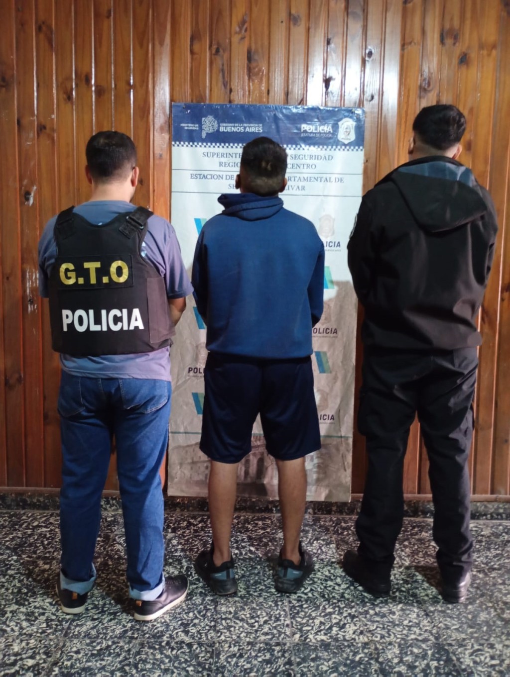 Informaci&oacute;n Oficial de la Jefatura Departamental de Polic&iacute;a Bol&iacute;var: los efectivos aprehendieron a un hombre tras agredir y amenazar a su expareja