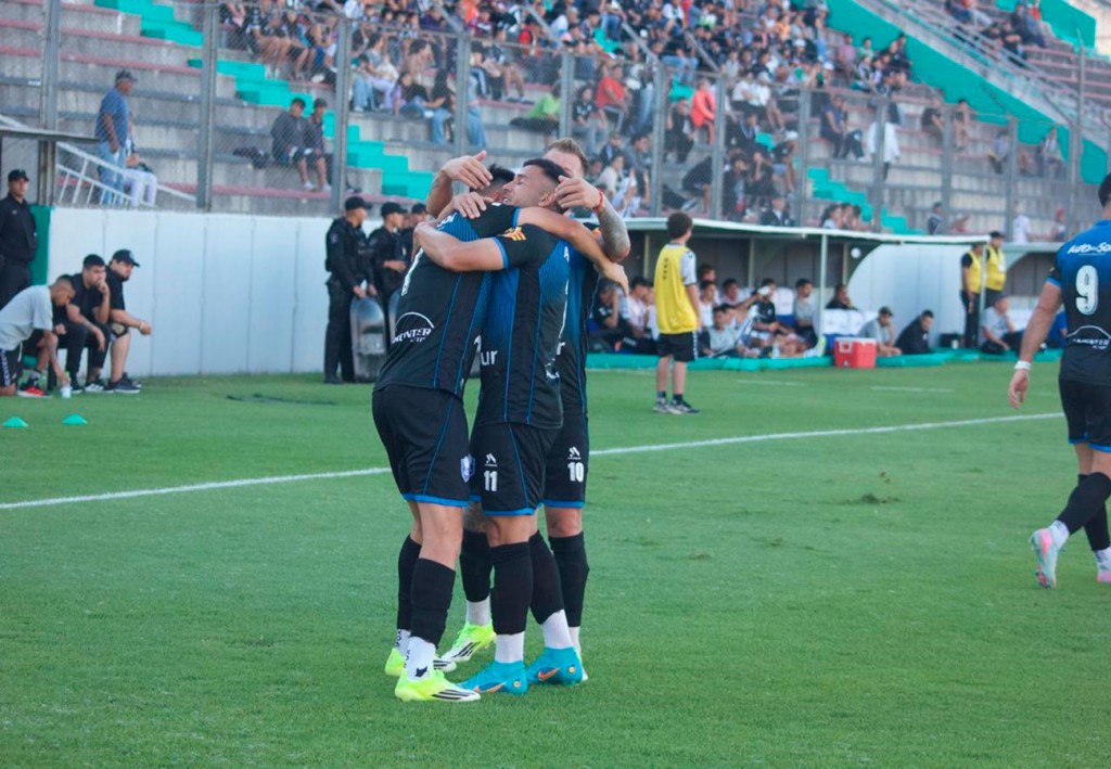 Triunfazo del Ciudad en Salta 
