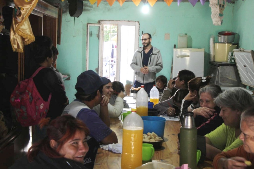 El Municipio impuls&oacute; una jornada de Promoci&oacute;n y Prevenci&oacute;n: Odontopediatr&iacute;a se acerc&oacute; al merendero "Los Murgueros"