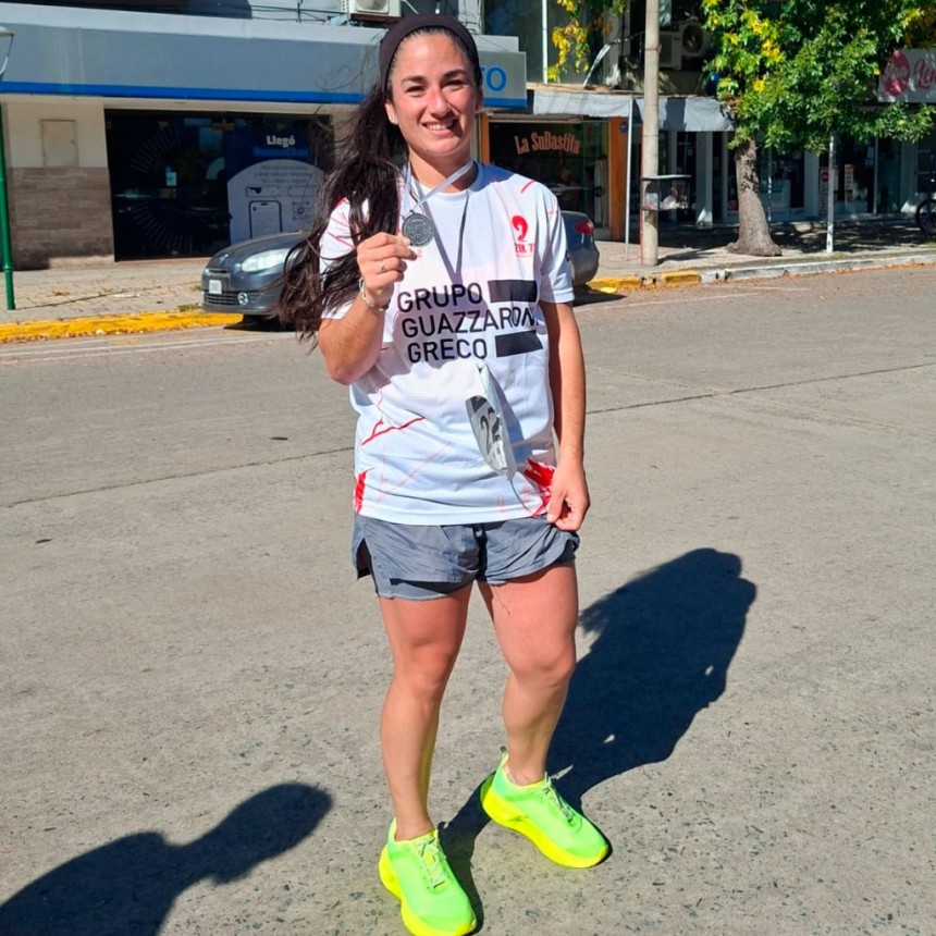 Karen Luj&aacute;n: &ldquo;La carrera fue bastante dura, pero la disfrutamos mucho&rdquo; 