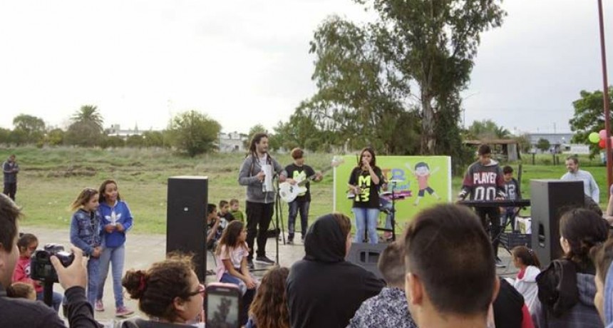 En Villa Diamante se vivi&oacute; una nueva jornada A Todo Ritmo