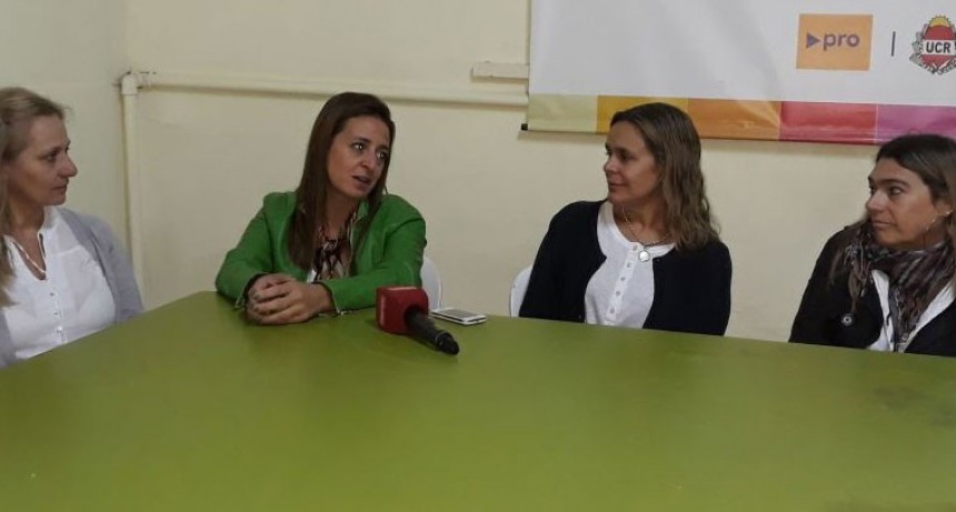 Se dictaron charlas sobre Grooming en la Biblioteca Rivadavia
