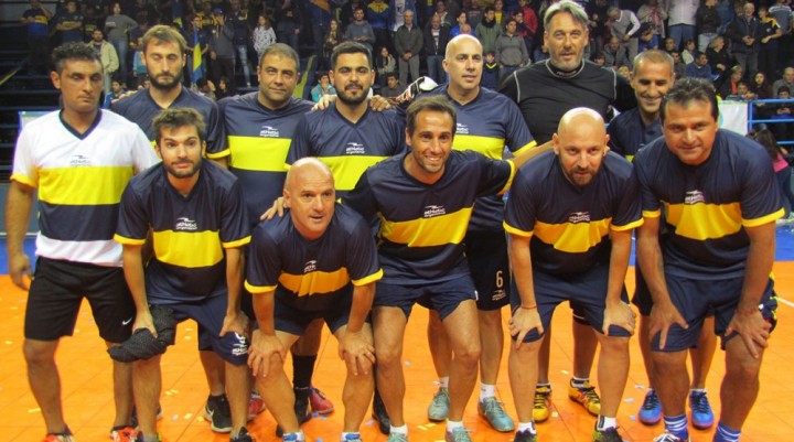 Boca y sus glorias dejaron un lindo recuerdo para los bolivarenses