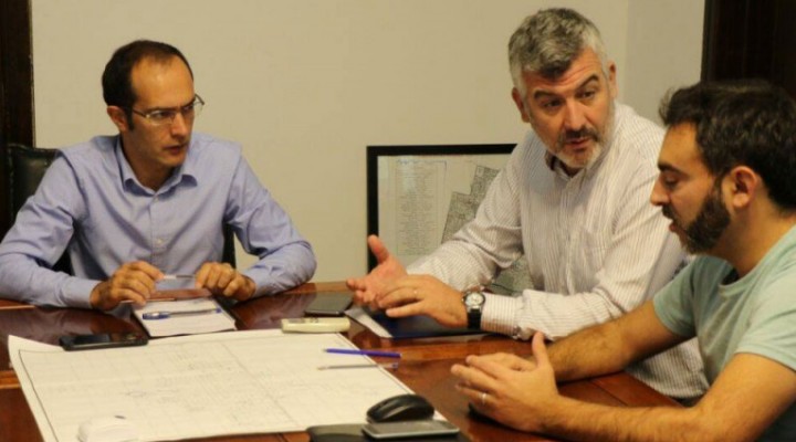 El Intendente Pisano se reuni&oacute; con representantes de Camuzzi