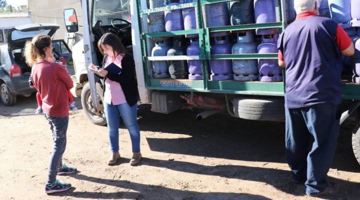 Comenz&oacute; la venta de garrafas a $190 en los barrios