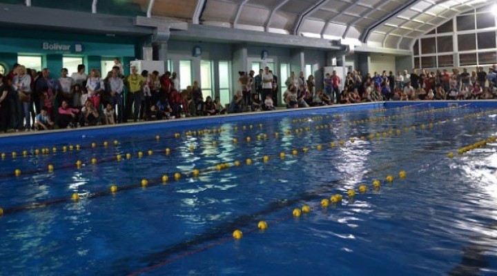 Este s&aacute;bado se disputa un torneo regional de nataci&oacute;n en Bol&iacute;var