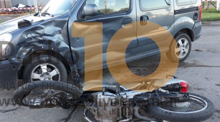 Colisi&oacute;n en Avenida Mariano Unzue
