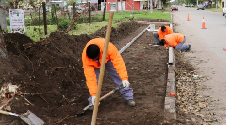 Avanza la obra del parque lineal en Barrio Colombo