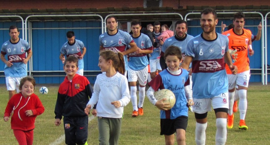 Balonpie empat&oacute; en Pehuaj&oacute;