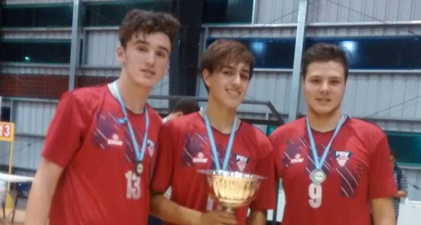 V&oacute;ley: Tres jugadores del club ciudad son subcampeones argentinos Sub 15