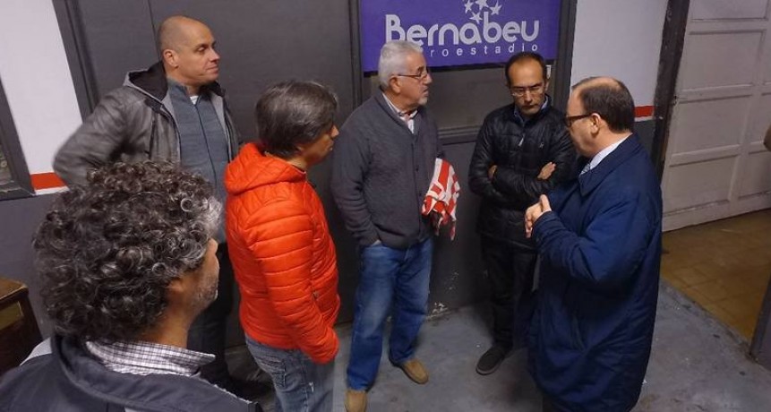 Marcos Pisano recorri&oacute; la sede del Club Empleados, a horas de su centenario