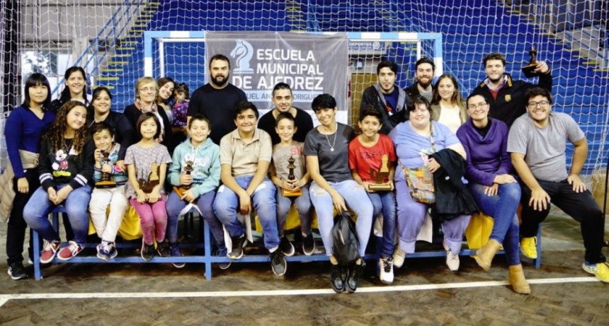 Bol&iacute;var fue sede de la tercera fecha del Prix del Centro de ajedrez