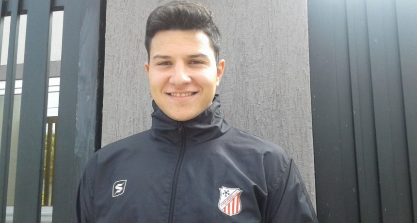 Enzo Santos: &lsquo;Mas all&aacute; del resultado, me qued&oacute; con la alegr&iacute;a que les gener&oacute; a ellas poder jugar&rsquo;