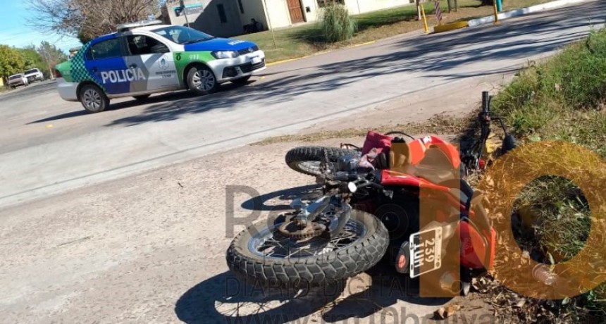 Dos j&oacute;venes fueron trasladados al Hospital Capredoni