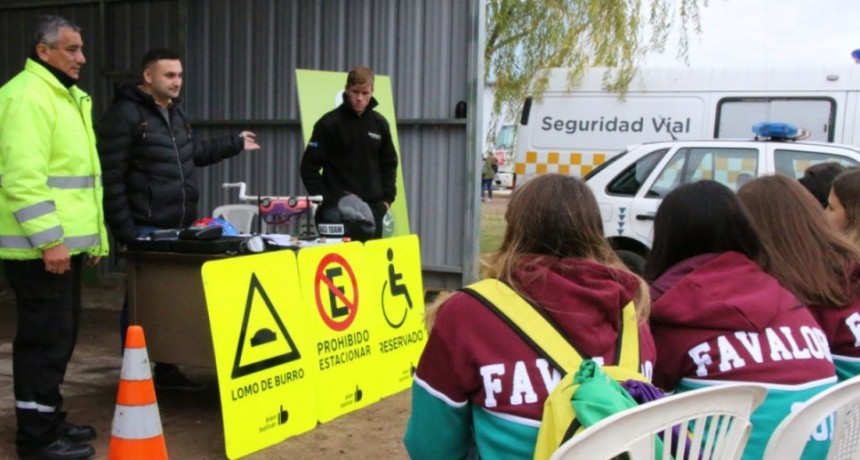 La Agencia de Seguridad Vial brind&oacute; una charla sobre seguridad y tr&aacute;nsito