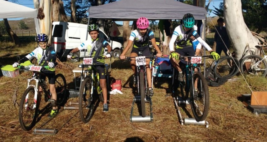 Ciclismo: Integrantes de la Escuela Municipal fueron parte del Open XCO Perfil Extremo en Tandil