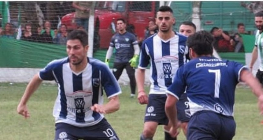 Kiko Ruiz; &lsquo;Todav&iacute;a tengo ganas de seguir jugando y me motiva que haya equipos que se sigan interesando en mi&rsquo;