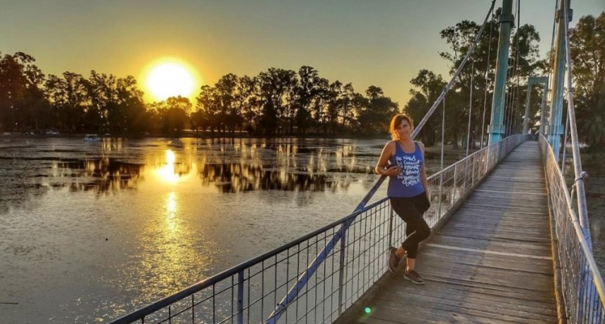 La belleza de Bolívar, reflejada en Veo Veo. La historia de dos platenses que se enamoraron de Bolívar