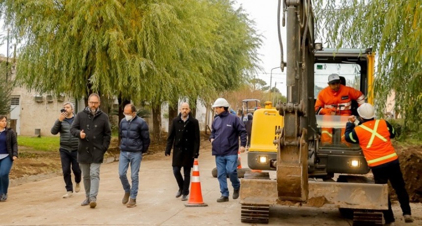 Se presentó el avance de la obra de suministro de gas en Pirovano 
