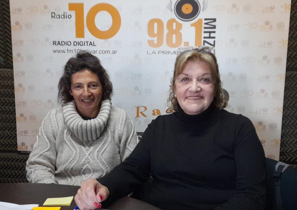 Silvia Messineo y Claudia Herrero Valtuille visitaron los estudios de FM 10 y hablaron con Sandra Renna para contar la invitación que hacen a la comunidad a viajar este domingo